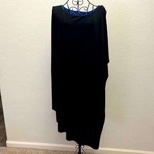 BCBGMAXAZRIA ONE SLEEVE LONG AND ONE NO SLEEVE